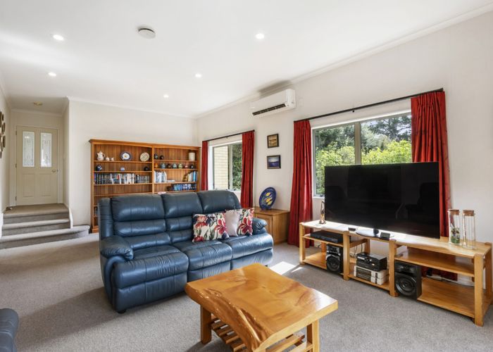  at 17 Woodridge Avenue, Browns Bay, North Shore City, Auckland