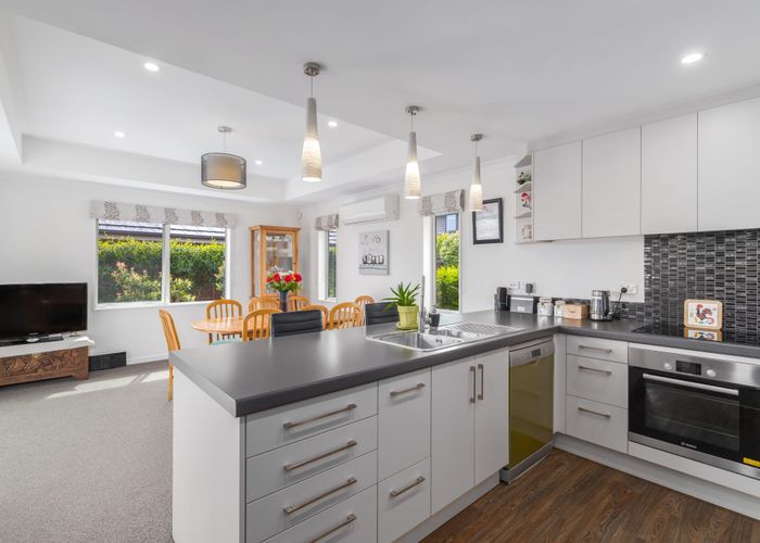  at 32 Euphrasie Drive, Aidanfield, Christchurch City, Canterbury