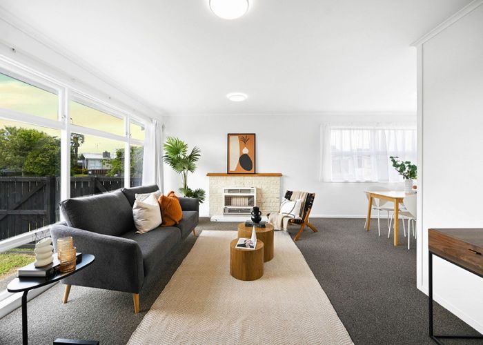  at 10 Pamela Place, Deanwell, Hamilton, Waikato