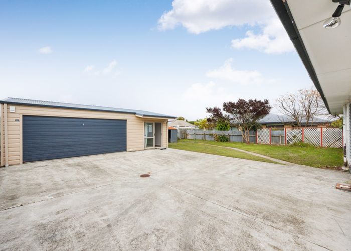  at 10 Battersea Place, Roslyn, Palmerston North, Manawatu / Whanganui