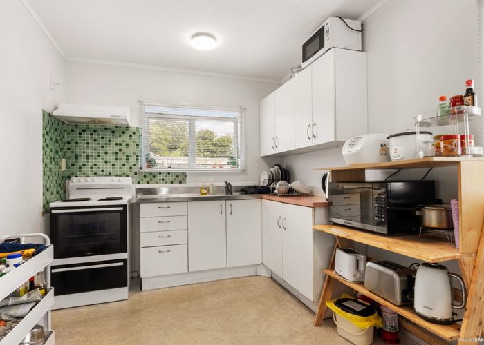  at 1/13 Holly Street, Avondale, Auckland City, Auckland