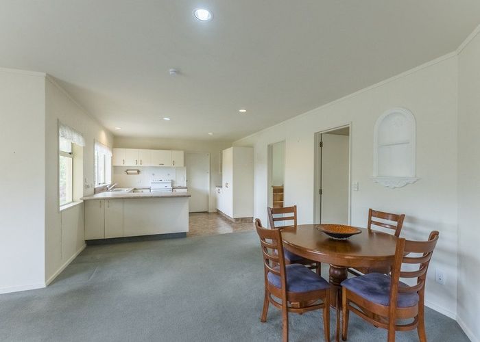  at 9 Villa Grove, Paraparaumu