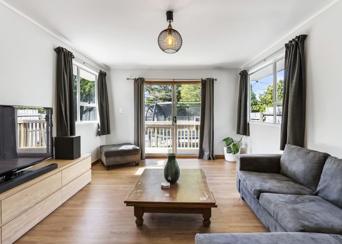  at 424 West Coast Road, Glen Eden, Auckland