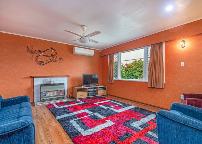  at 8 Fox Place, Cloverlea, Palmerston North