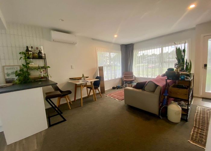  at 1/80 Moore Street, Hillcrest, North Shore City, Auckland