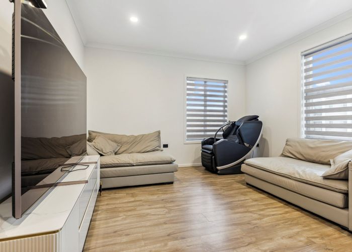  at 12 Southridge Road, Flat Bush, Auckland