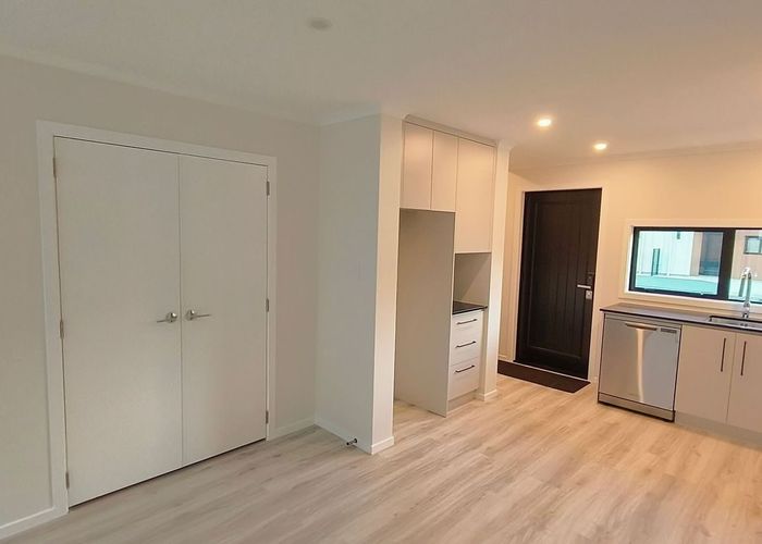  at 4 Reakes Crescent, Wallaceville, Upper Hutt, Wellington