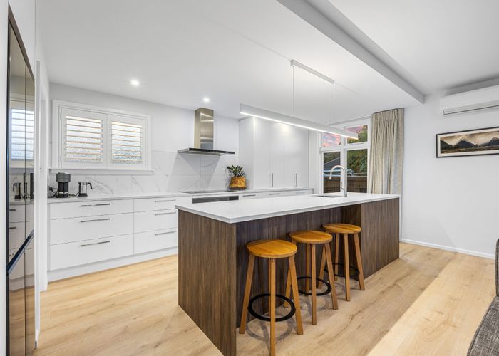  at 187 Cashmere Road, Cracroft, Christchurch City, Canterbury