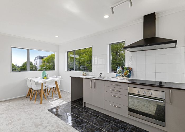  at 1/1553 Great North Road, Waterview, Auckland