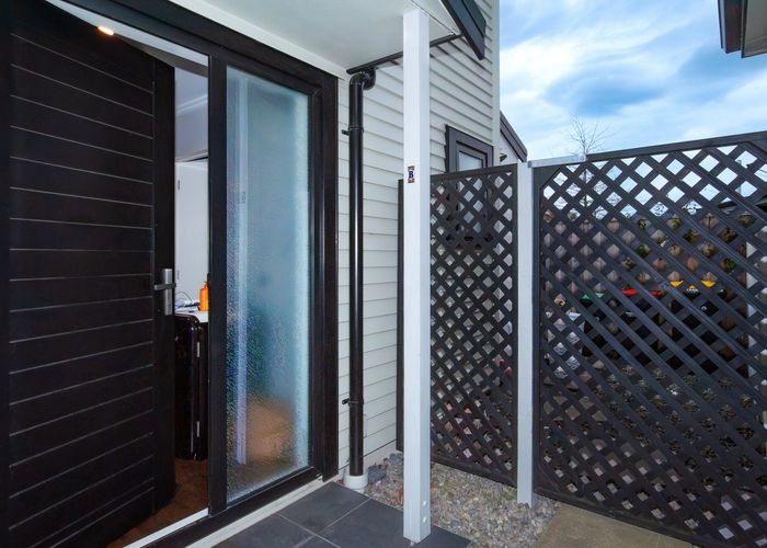  at 2/18 Kenilworth Street, Addington, Christchurch