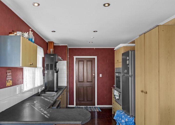  at 8 Braeburn Place, Takanini, Papakura, Auckland