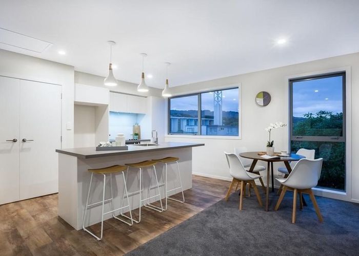  at 10A Rewa Terrace, Tawa, Wellington