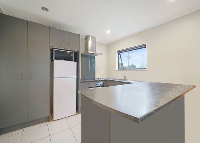  at 164 Hutchinson Ave, New Lynn, Waitakere City, Auckland