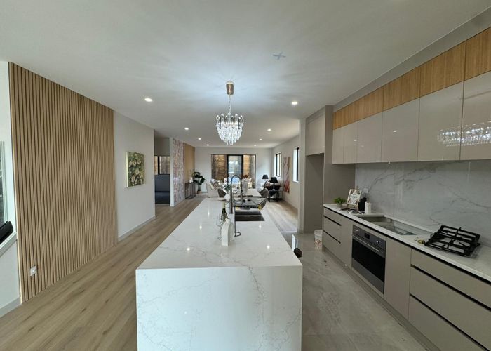  at 16 Grand Ridge Avenue, Flat Bush, Manukau City, Auckland