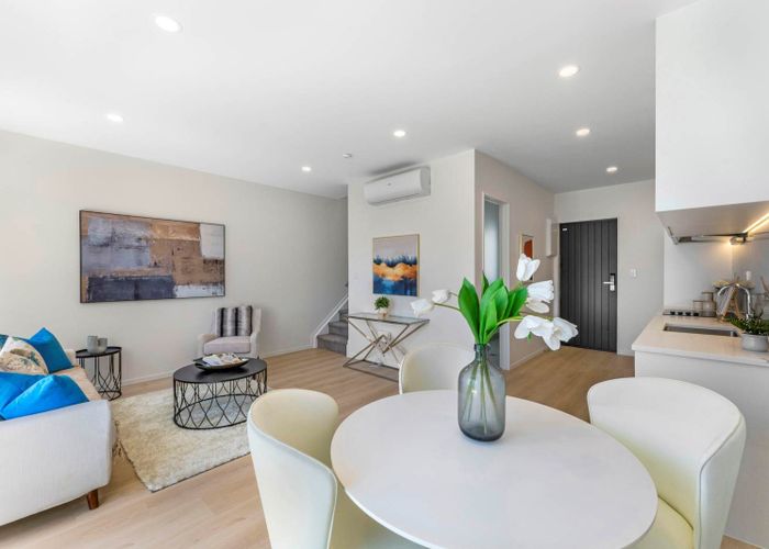  at 11 Farringdon Street, Glen Innes, Auckland City, Auckland