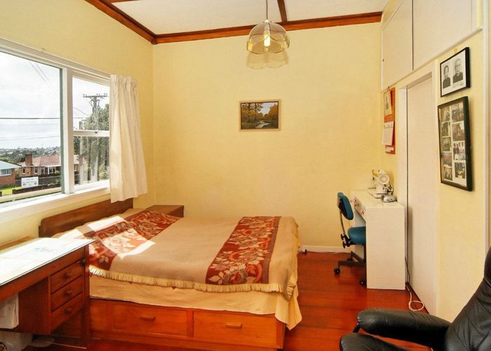  at 49 Donovan Street, Blockhouse Bay, Auckland City, Auckland