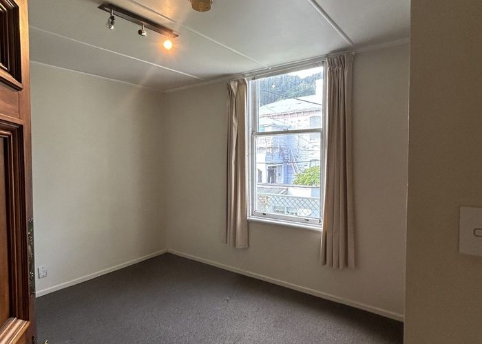  at 4/15 Brougham St, Mount Victoria, Wellington, Wellington