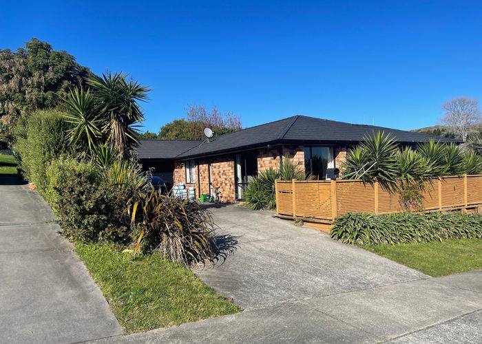  at 72 Rosella Drive, Welcome Bay, Tauranga