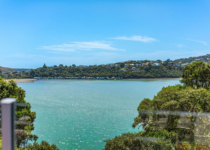  at 61 Seaview Road, Paremata, Porirua, Wellington