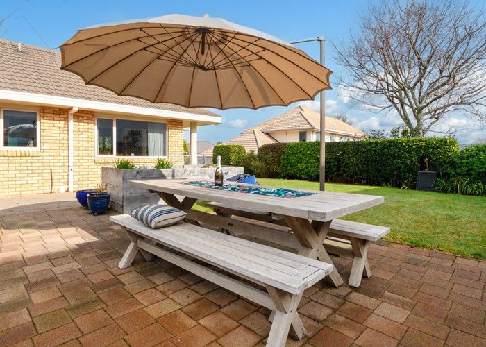  at 9 Knightsbridge Place, Bethlehem, Tauranga