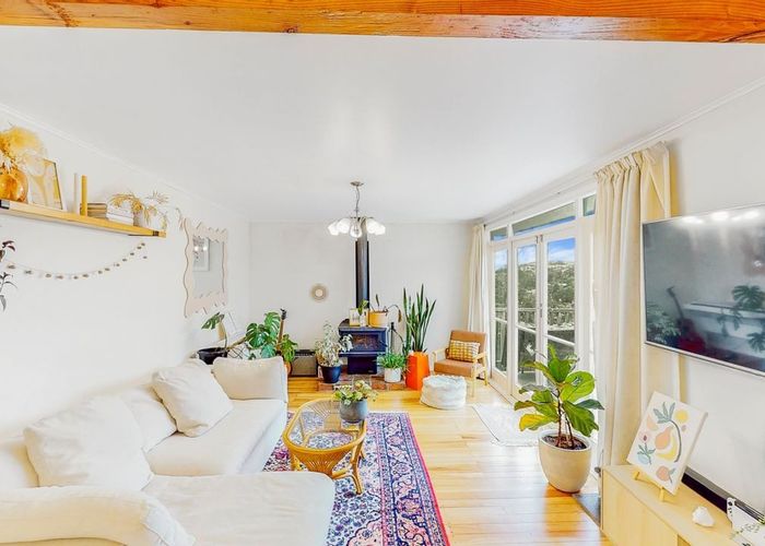  at 6 Westleigh Way, Newlands, Wellington