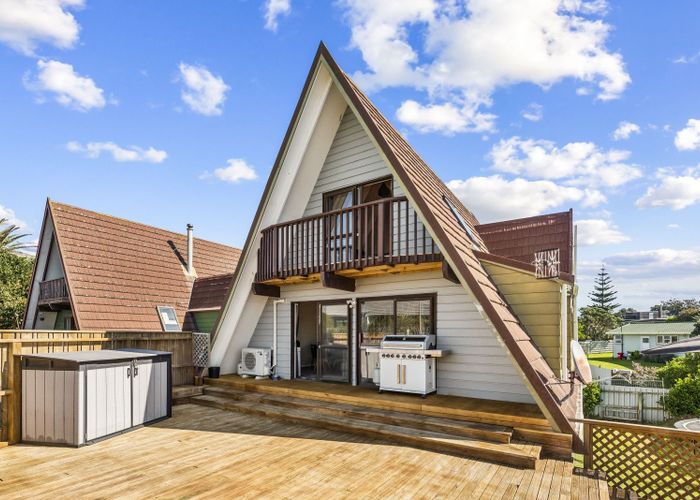  at 5A William Street, Waikanae Beach, Waikanae