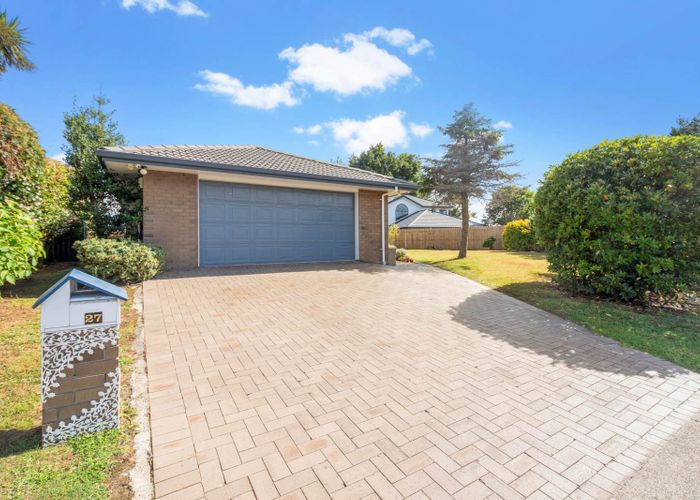 For sale 27 Longford Park Drive, Takanini, Papakura, Auckland homes.co.nz