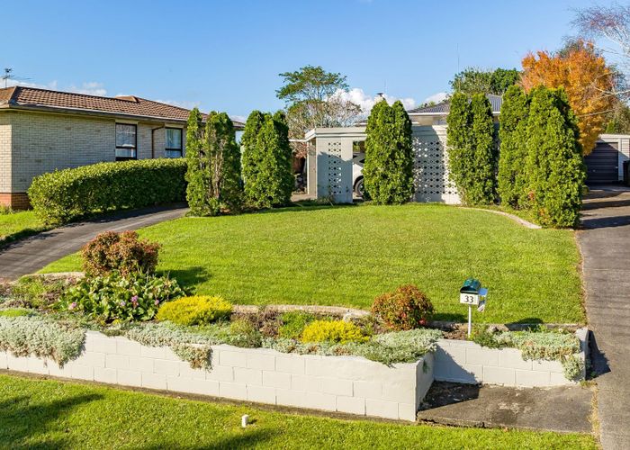  at 33 Vera Road, Te Atatu South, Auckland