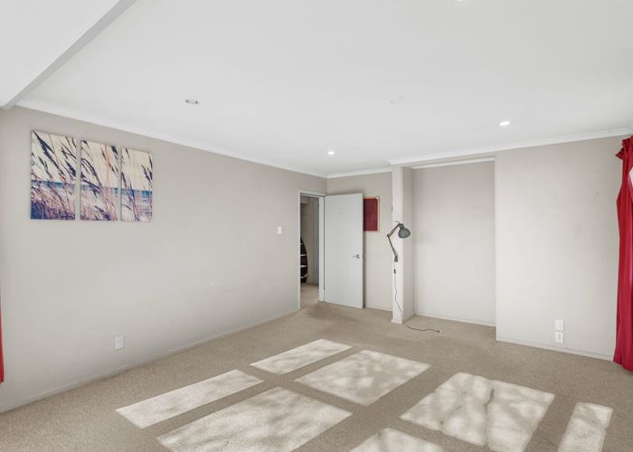  at 8 Ballantyne Avenue, Upper Riccarton, Christchurch City, Canterbury