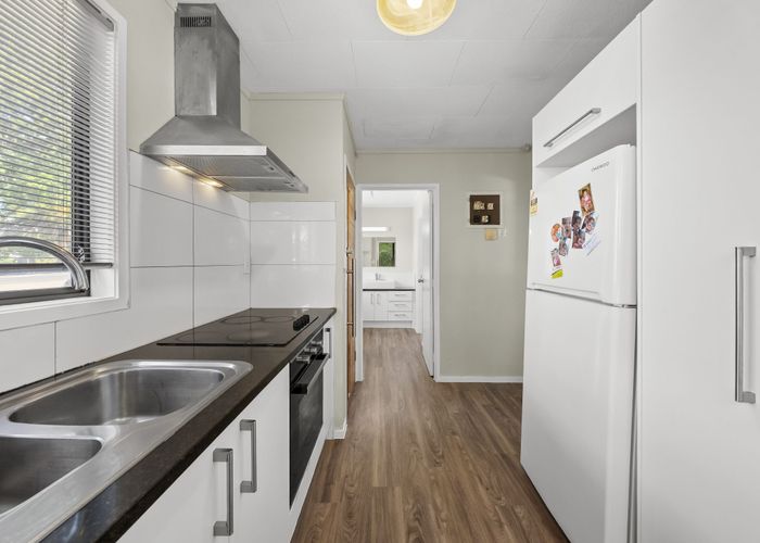  at 2/150 Favona Road, Favona, Manukau City, Auckland