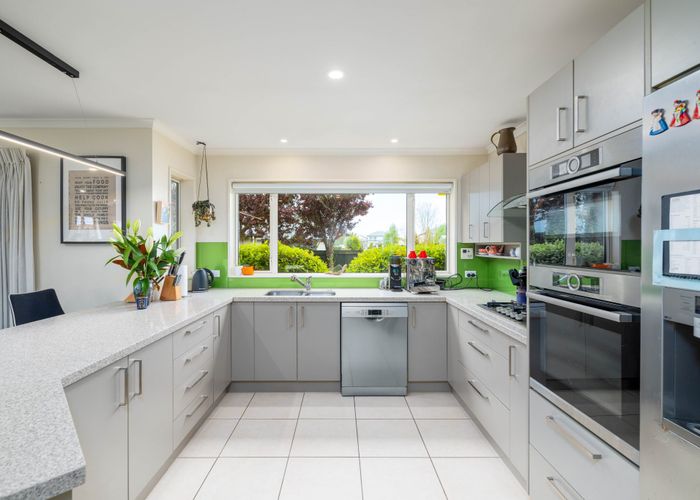  at 8 Napoleon Close, Harewood, Christchurch