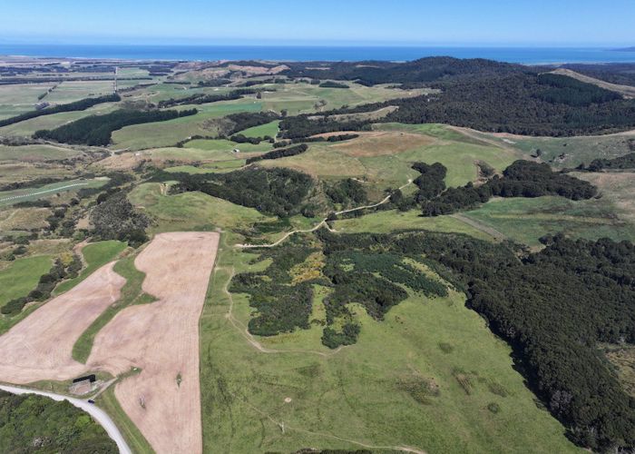  at 725 Grove Burn Road, Tuatapere, Southland, Southland