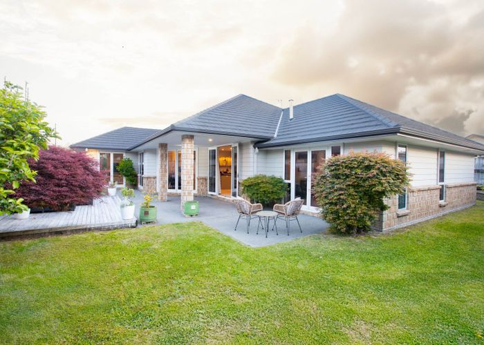  at 6 Hampshire Court, Flagstaff, Hamilton