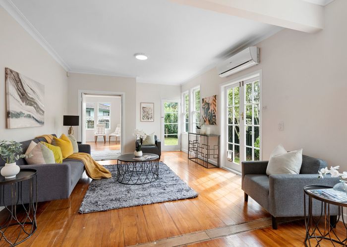  at 112 Riversdale Road, Avondale, Auckland