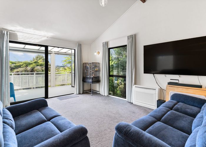  at 136 Carlisle Road, Northcross, North Shore City, Auckland