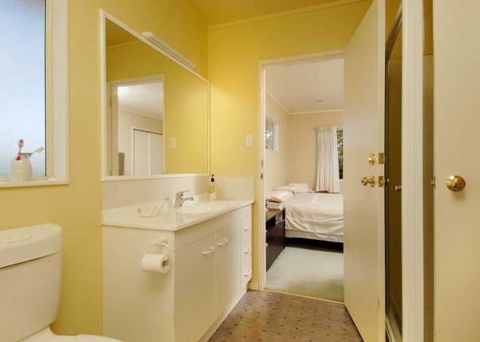 at 29b Park Road, Glenfield, North Shore City, Auckland