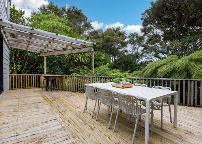  at 2/22 Hobby Avenue, Birkdale, North Shore City, Auckland
