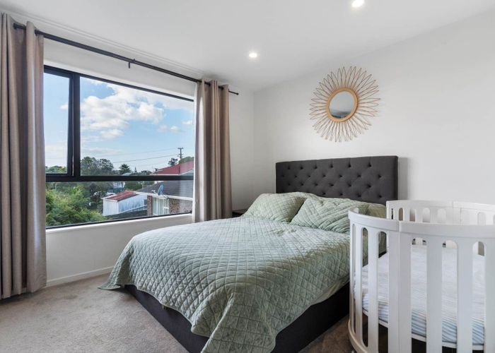  at 4/87 Astley Avenue, New Lynn, Waitakere City, Auckland