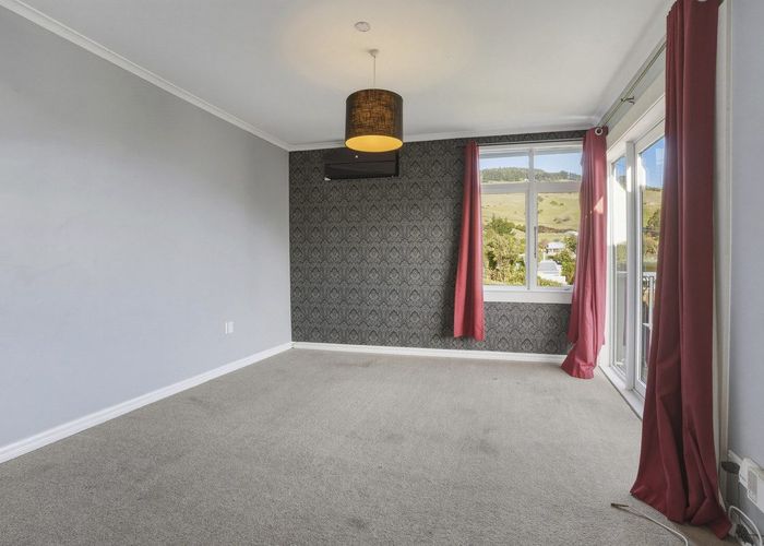  at 7 Dickson Street, Macandrew Bay, Dunedin, Otago