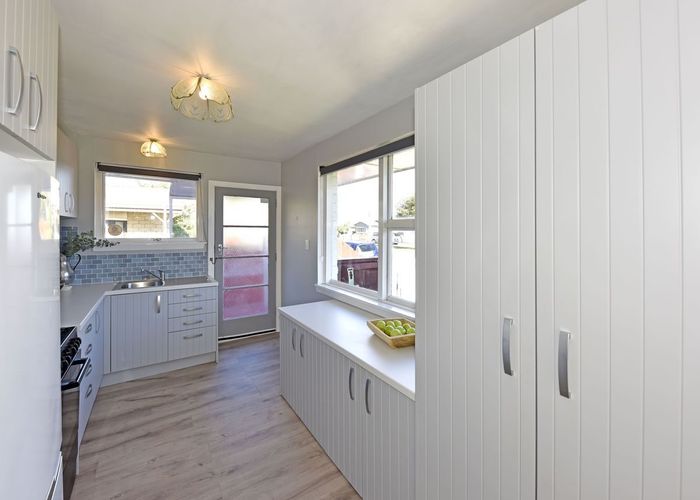 at 1/132 Aldwins Road, Phillipstown, Christchurch