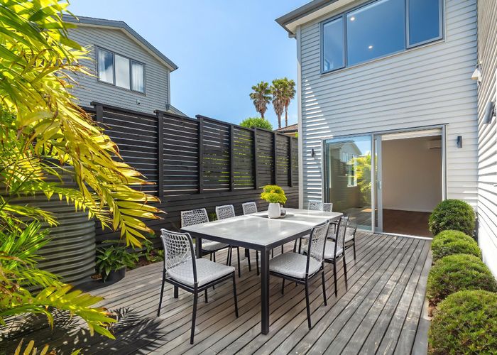  at 6D O'Halloran Road, Howick, Manukau City, Auckland