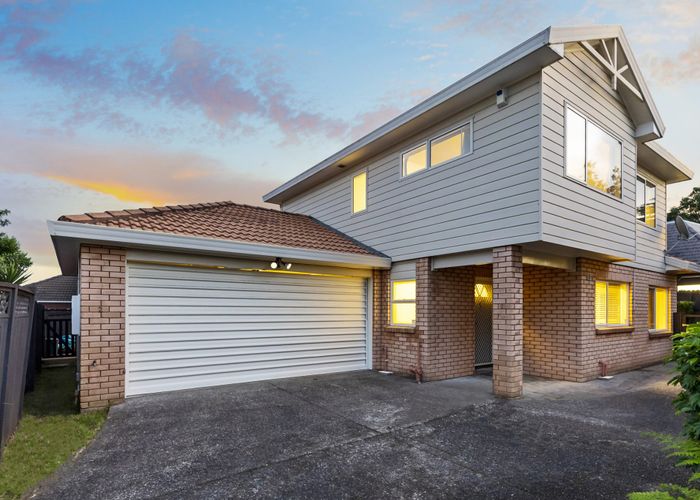 at 2/201 Abbotts Way, Remuera, Auckland