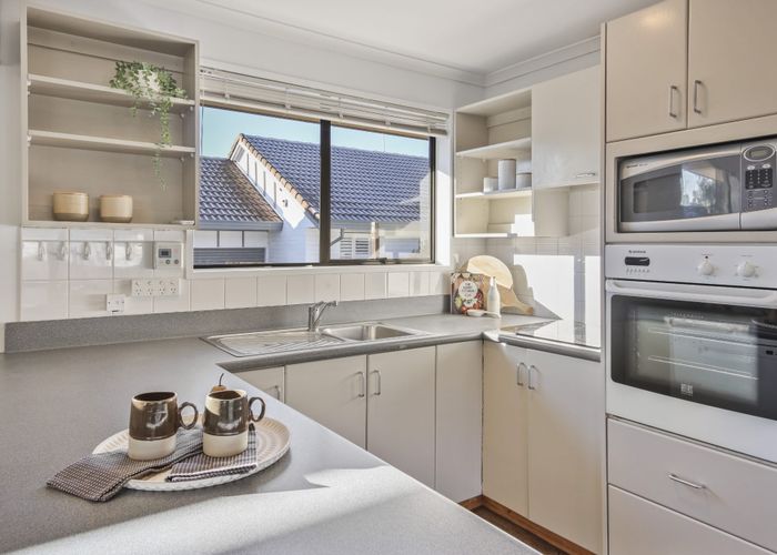  at 16 Dunbarton Street, Redwood, Christchurch City, Canterbury