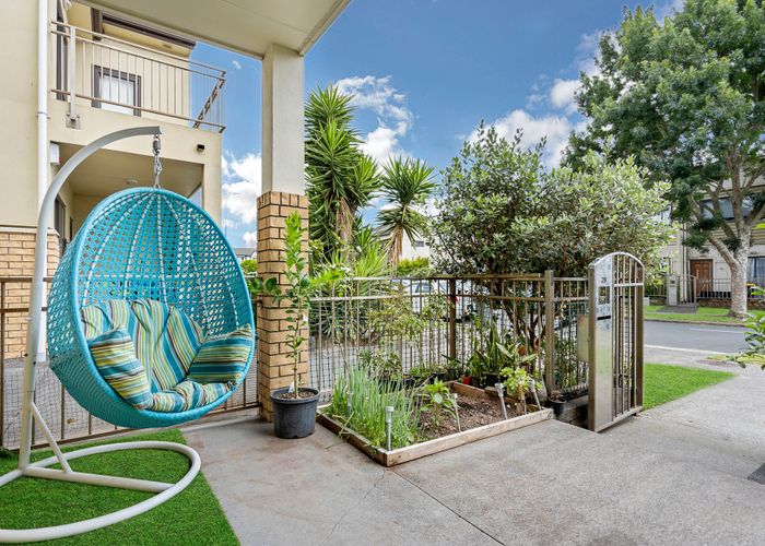  at 29 Triumph Road, Flat Bush, Auckland