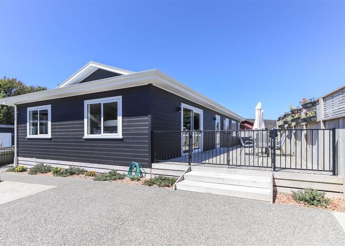  at 3 Manatu Lane, Inglewood