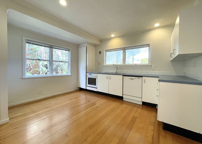  at 17 Spencer Terrace, Hauraki, North Shore City, Auckland