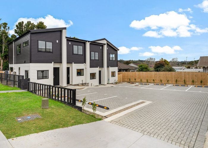  at 8/1 Kahikatea Place, Ranui, Waitakere City, Auckland