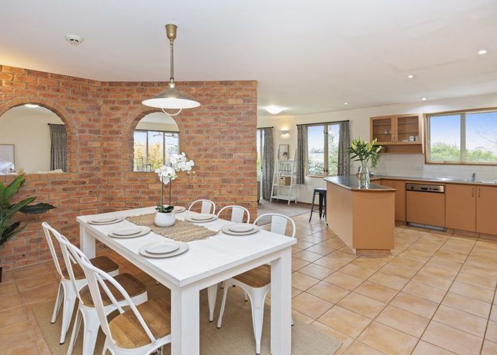  at 7 Oakmont Green, Shirley, Christchurch