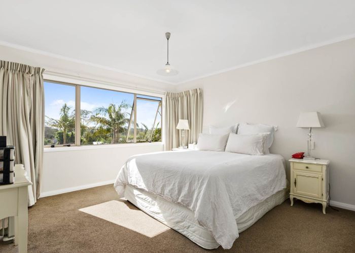  at 102 Mount Taylor Drive, Glendowie, Auckland