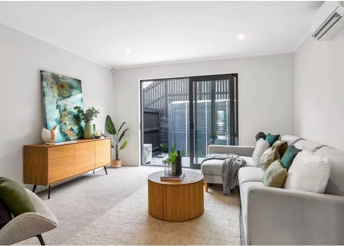 at 11/17  Hema Rd Hobsonville, Hobsonville, Waitakere City, Auckland